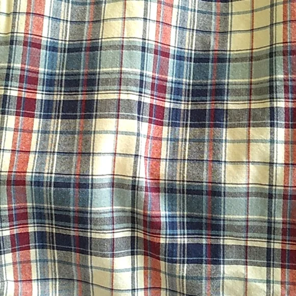 Nautica Men's Plaid Shorts. Size 36 - Picture 10 of 10